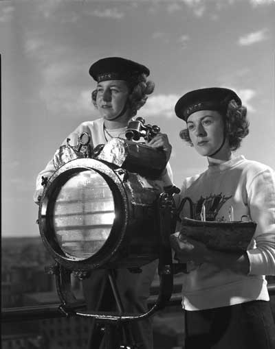 Signalgeberinnen des Women's Royal Canadian Naval Service 1944