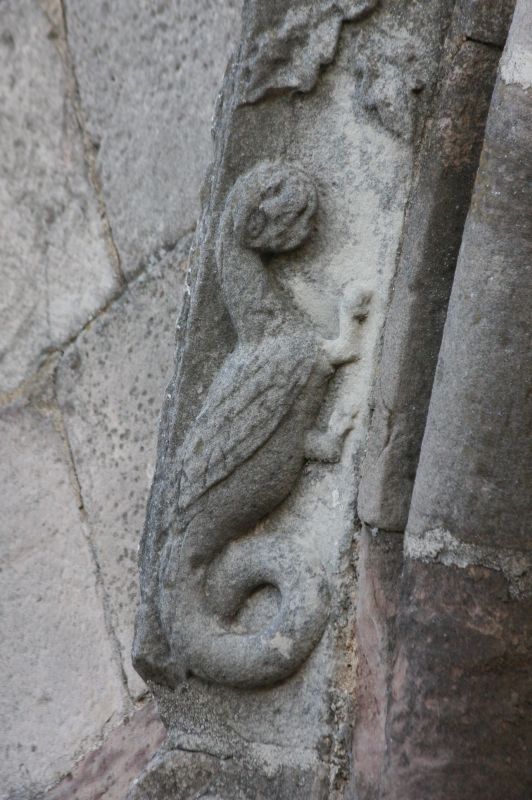 Harpyie am Portal der Kirche Santa María de Eunate