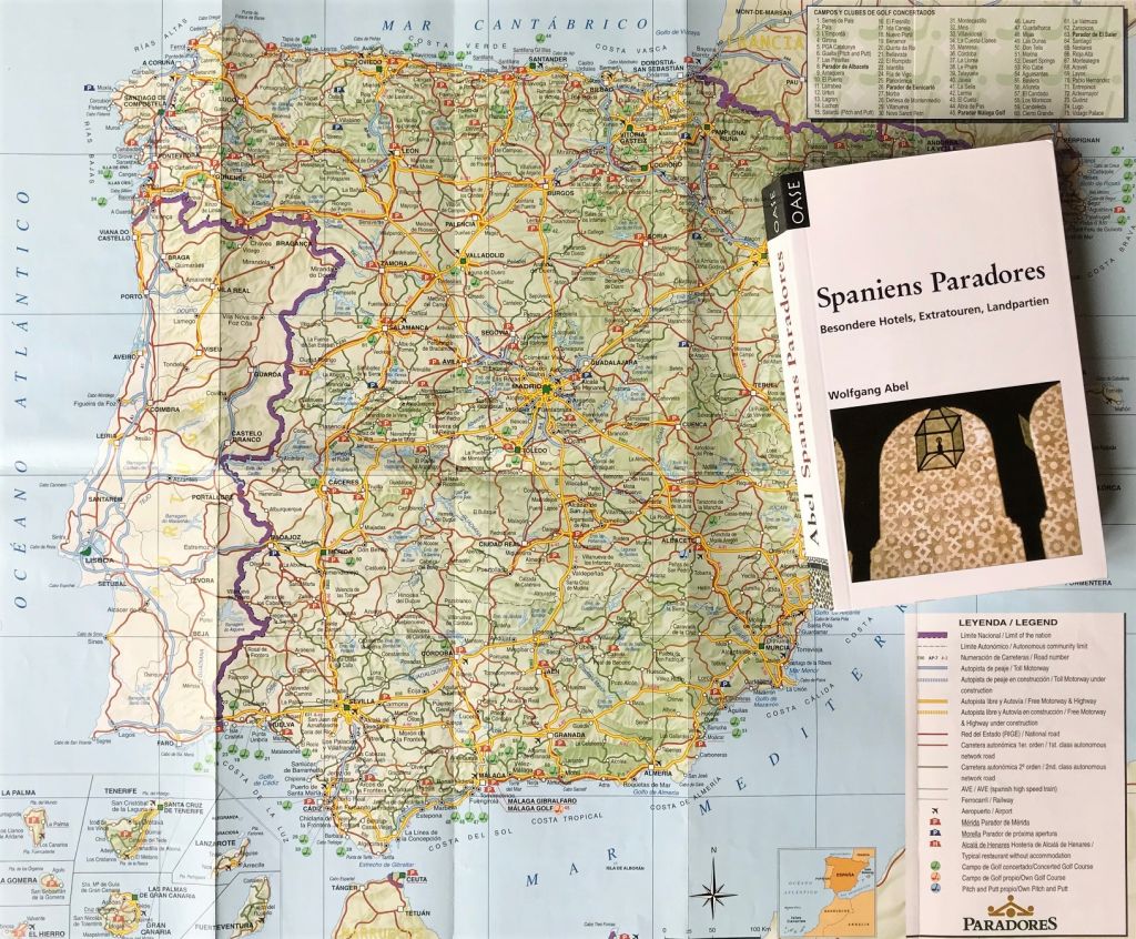 Cover des Reisefuehrers Spaniens Paradores